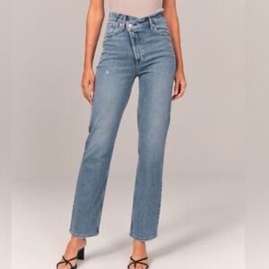 Abercrombie 90s Straight Leg Ultra High Rise Jeans